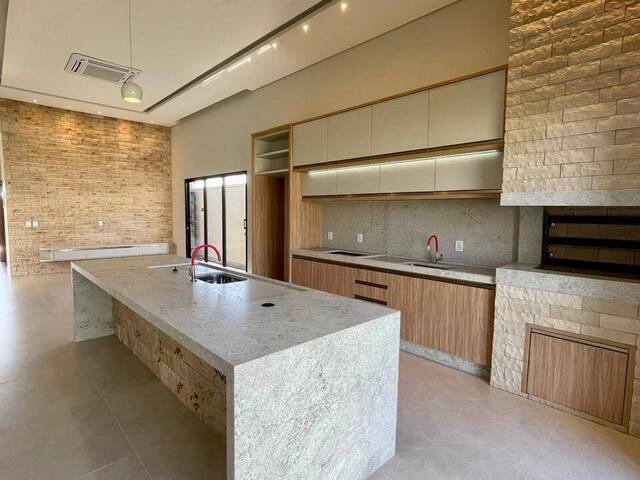 Casa para Venda em Sinop - 4