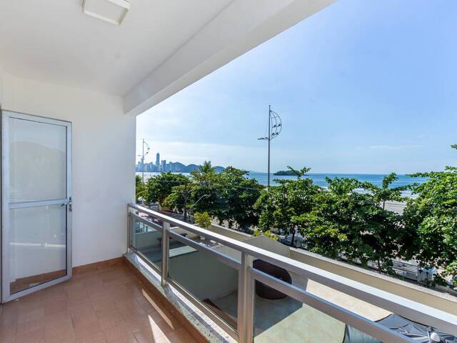 #255 - Casa para Venda em Balneário Camboriú - SC - 1