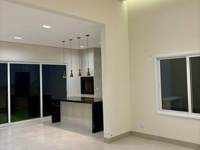 Casa para Venda em Sinop - 2