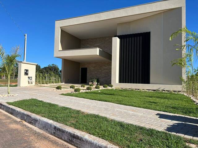 #687 - Casa para Venda em Sinop - MT