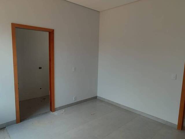 Casa para Venda em Sinop - 5
