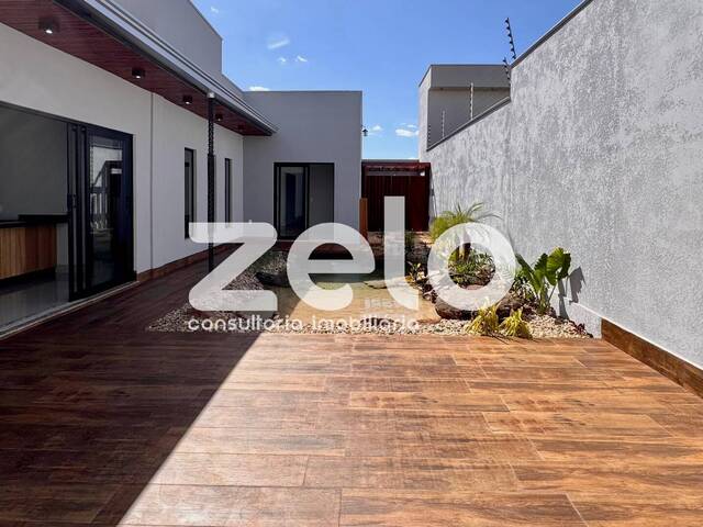 #929 - Casa para Venda em Sinop - MT - 2
