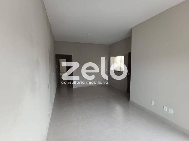 #1310 - Casa para Venda em Sinop - MT